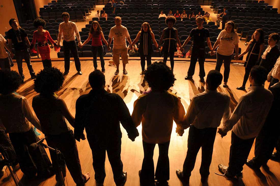 Parlare in pubblico (simulazione teatrale)